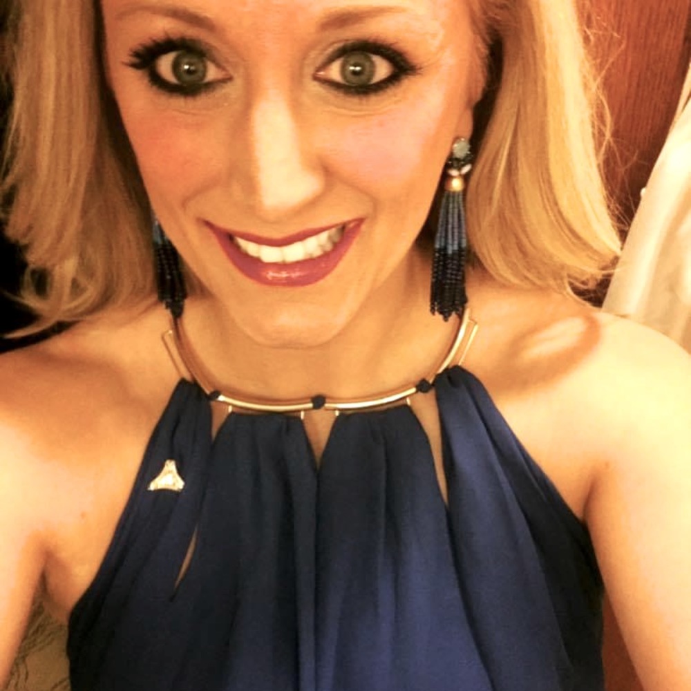 Meet your Posher, Elizabeth